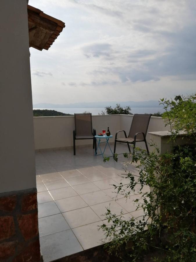 Appartement In Olive Groove House Peloponnesos Western Mani Kalianeika Екстериор снимка